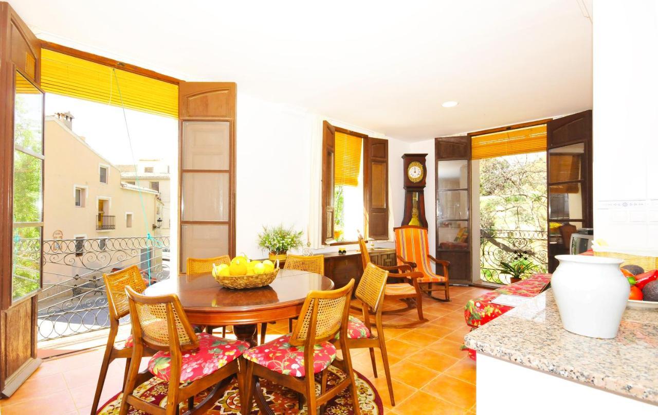 Casa Del Escriva Apartment Relleu ภายนอก รูปภาพ