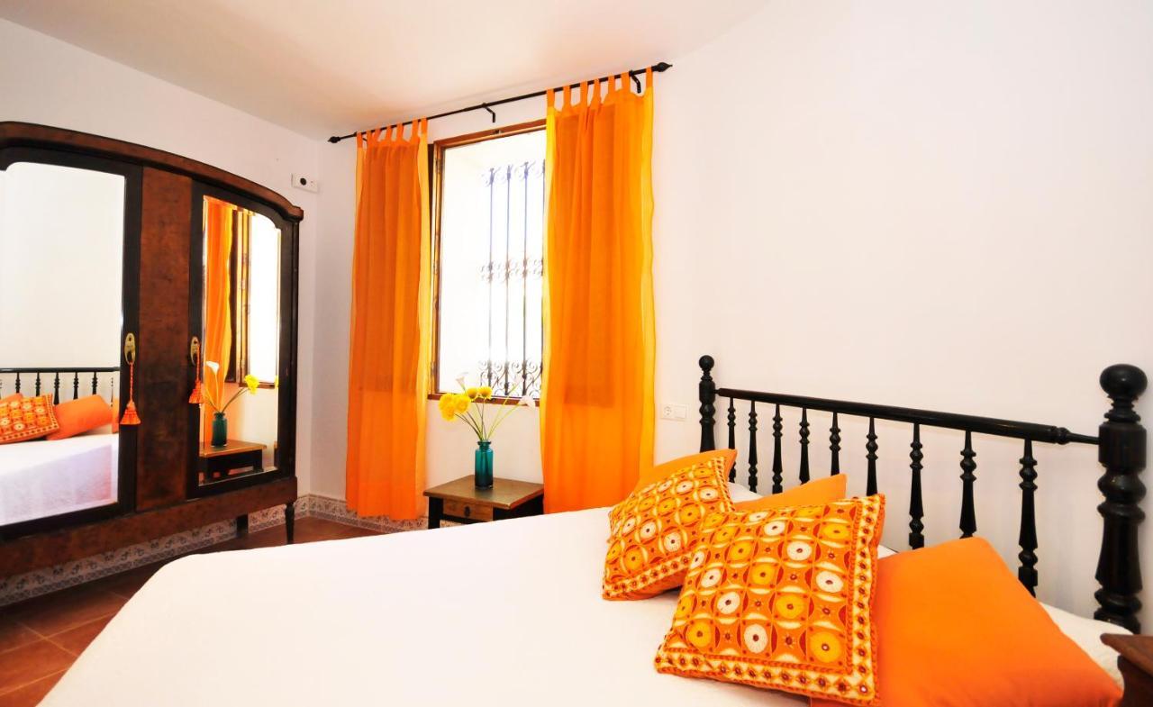 Casa Del Escriva Apartment Relleu ภายนอก รูปภาพ